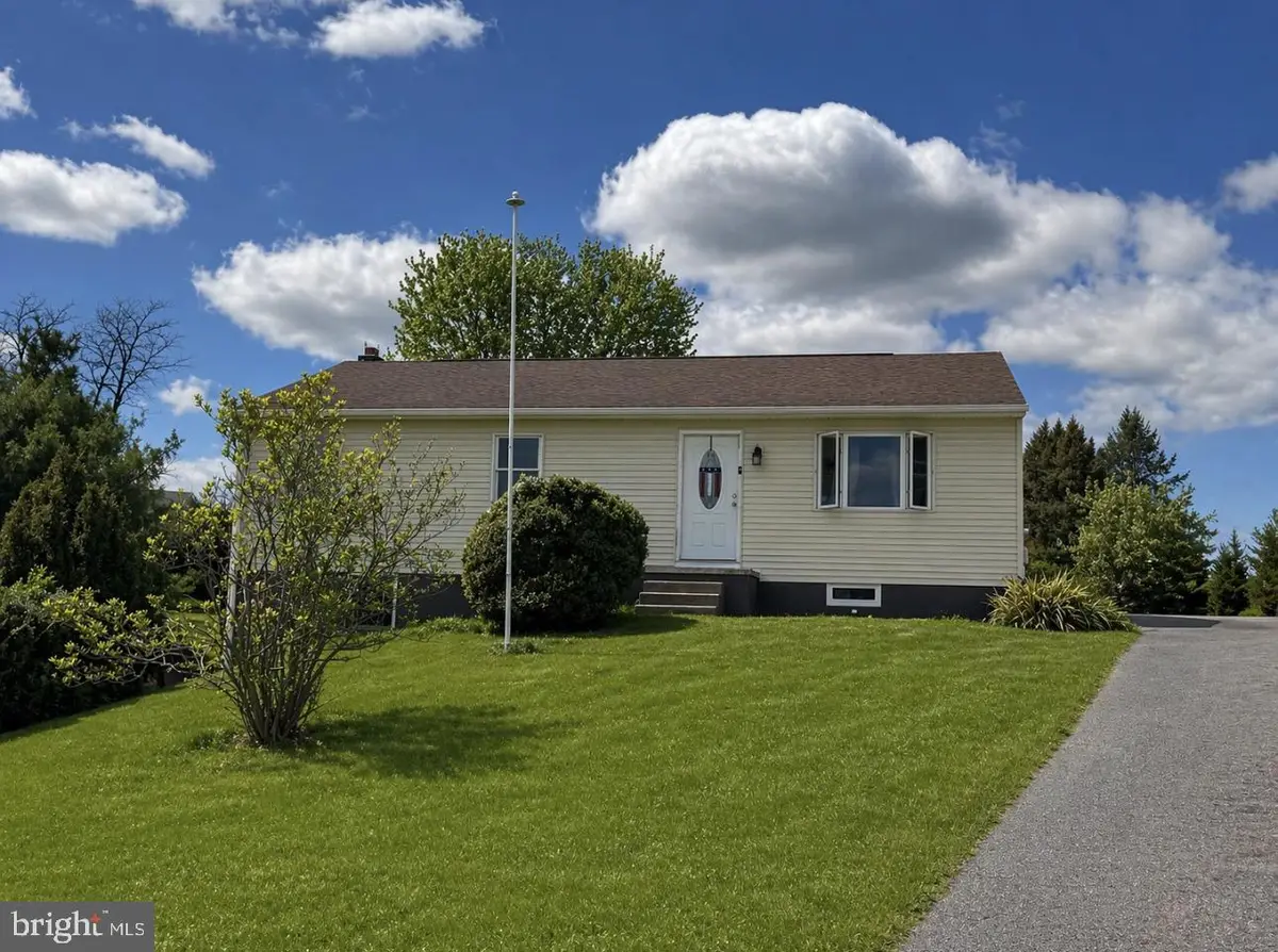 1577 Streamside Drive, Chambersburg, PA 17202 - #1