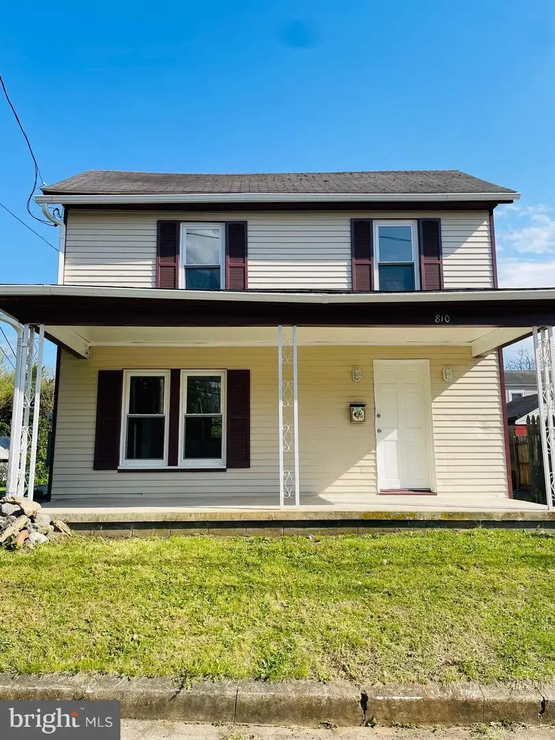 810 Broad St, Chambersburg, PA 17201 - #1