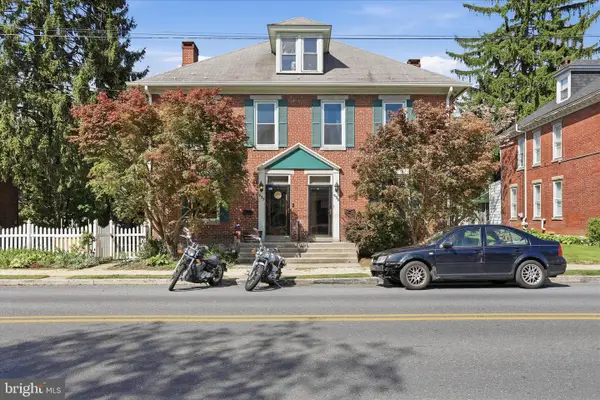 537 E King St E, CHAMBERSBURG, PA 17201