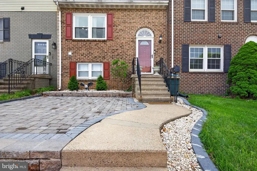 824 Woodlawn Drive, Chambersburg, PA 17201 - #3