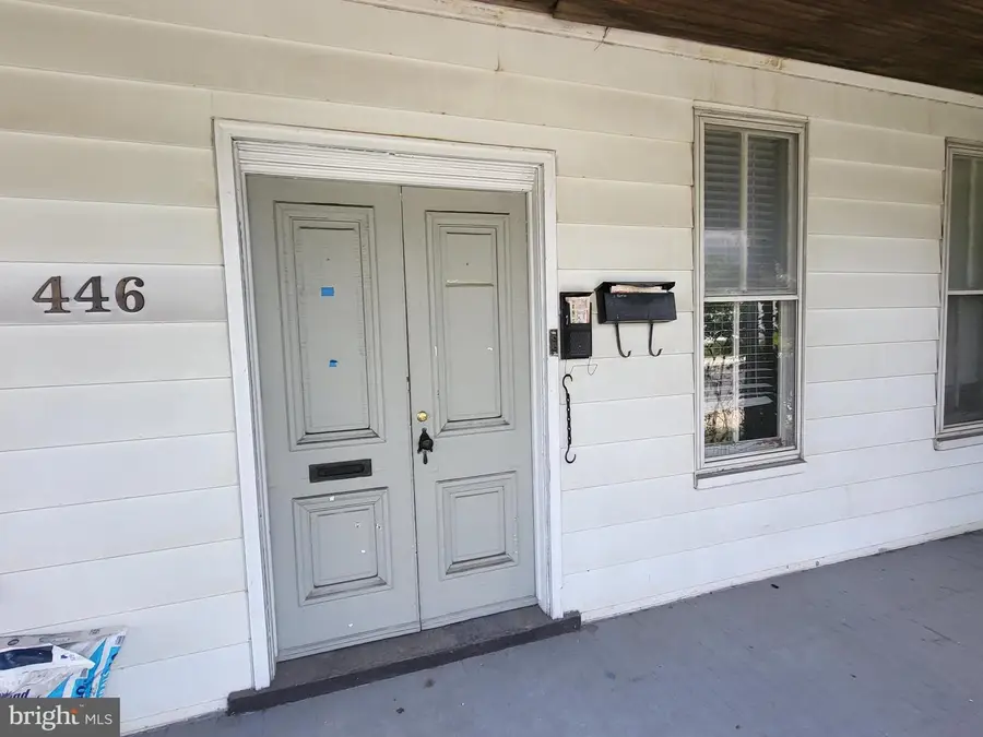 446 E Queen St, Chambersburg, PA 17201 - #2