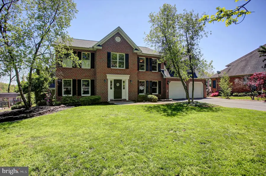 2635 Castlegreen Dr, Greencastle, PA 17225 - #3