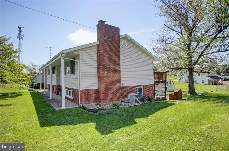 328 Wayburn Street, Greencastle, PA 17225 - #3