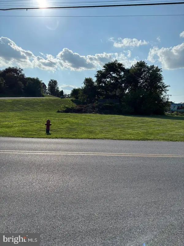 Vernon Drive, CHAMBERSBURG, PA 17201