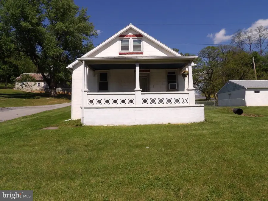 4703 Orphanage Rd, Waynesboro, PA 17268 - #2