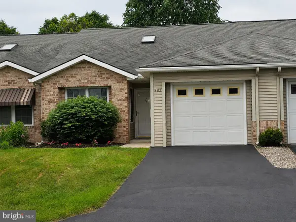 883 Geyer Dr, CHAMBERSBURG, PA 17201