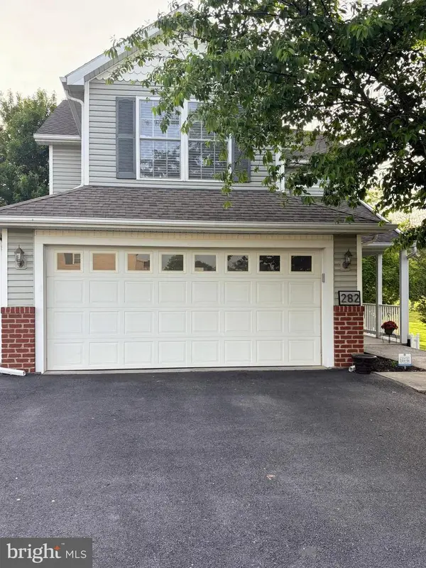 282 Eisenhower Drive #51, CHAMBERSBURG, PA 17201