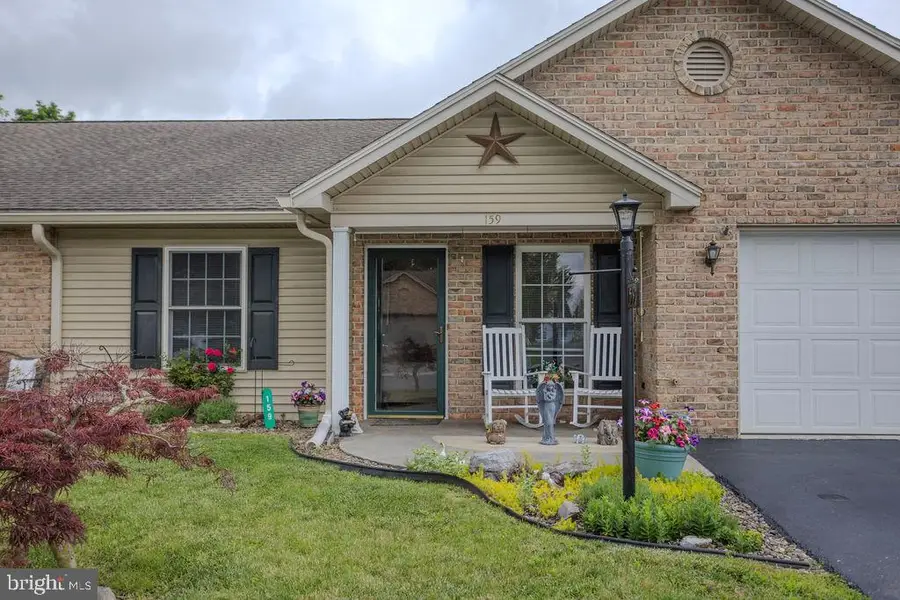 159 Ginkgo Ct, Chambersburg, PA 17201 - #3
