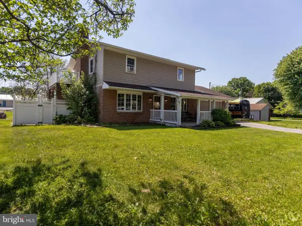 2374 Greene Street, CHAMBERSBURG, PA 17201