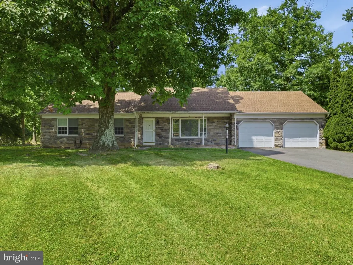 11302 Crofton Circle, Waynesboro, PA 17268 - #1