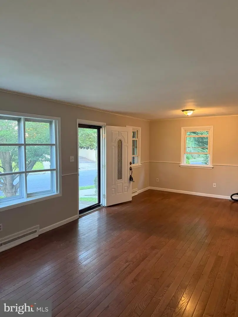 11 Scotland Road, Chambersburg, PA 17201 - #3
