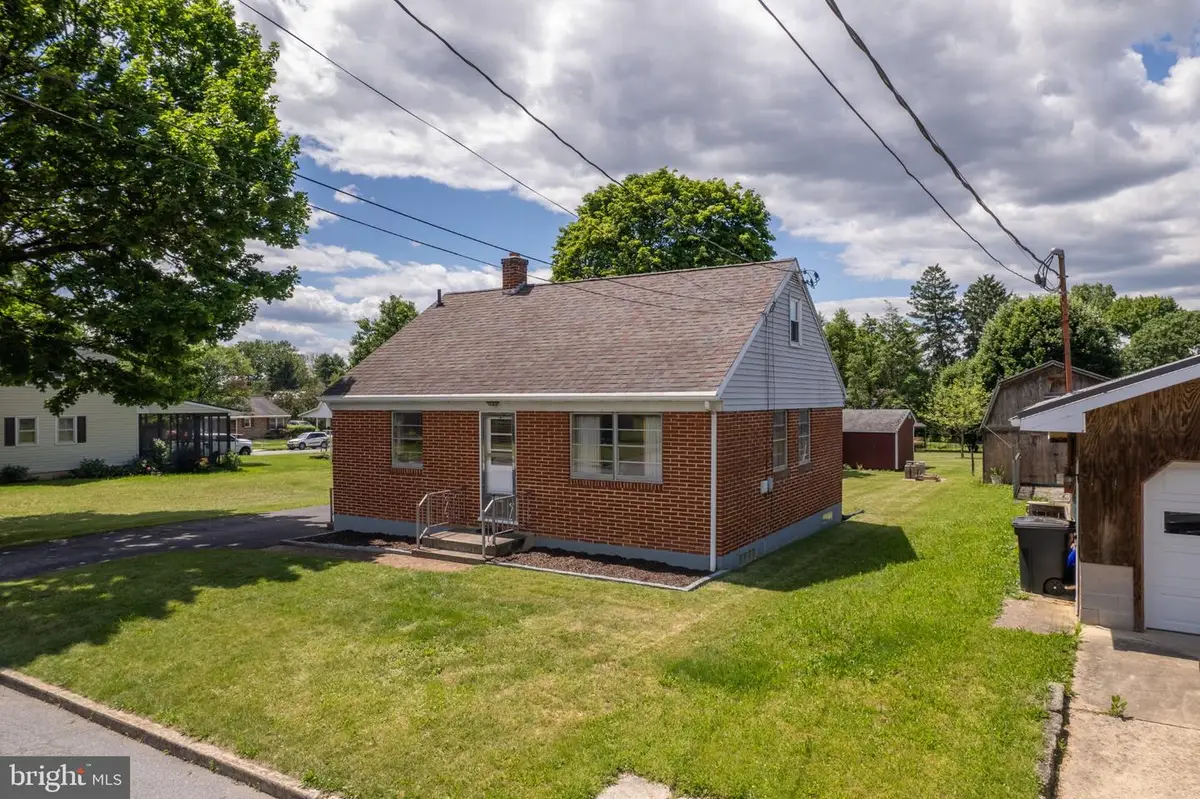 420 Maple Hill Avenue, Shippensburg, PA 17257 - #1