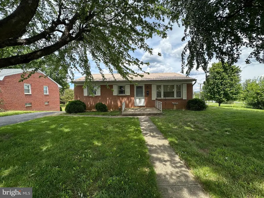831 Fairview Avenue, Waynesboro, PA 17268 - #2