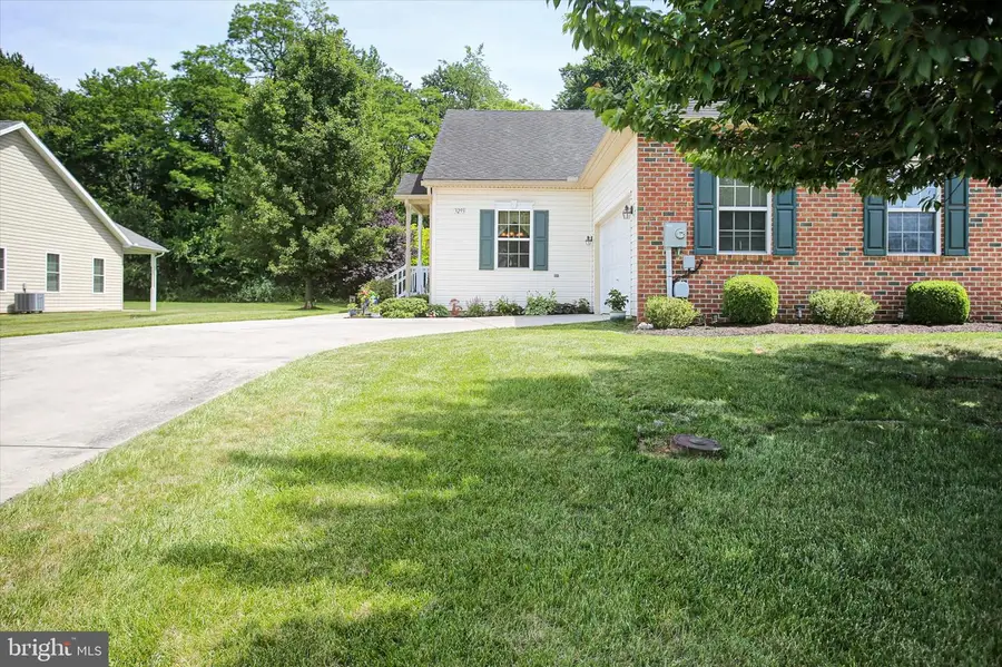 3293 Portrait Way, Chambersburg, PA 17202 - #2