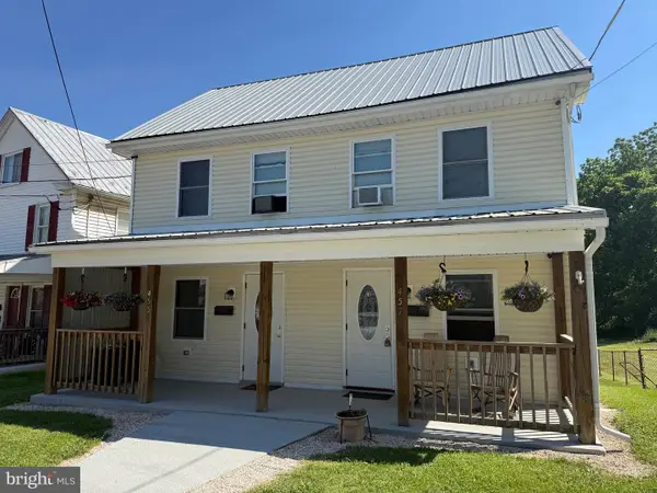 455-457 W 5th Street, WAYNESBORO, PA 17268