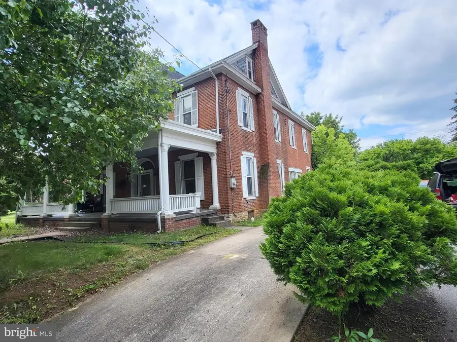 24 Church St, Mercersburg, PA 17236 - #2