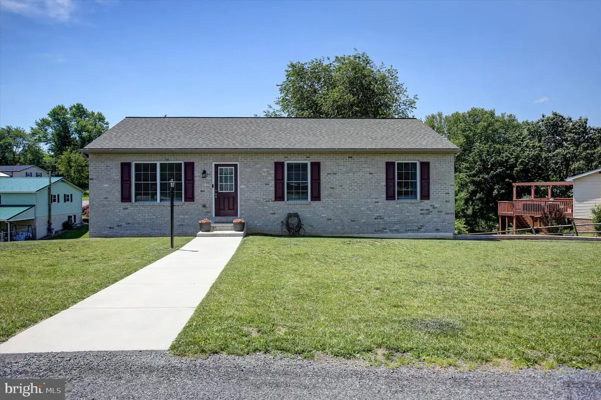 3040 Liverpool Court, Chambersburg, PA 17201 - #1