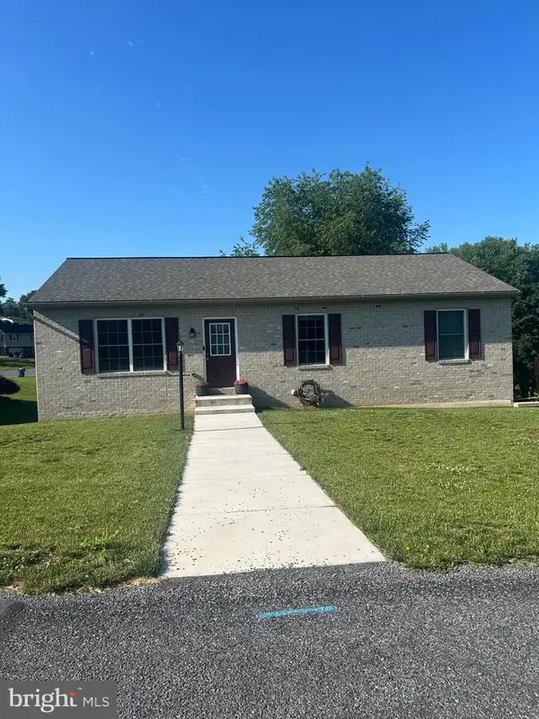 3040 Liverpool Court, CHAMBERSBURG, PA 17201