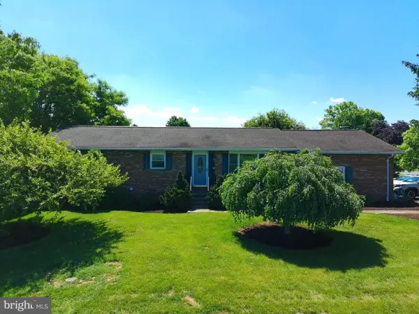 15 Lippizan Drive, SHIPPENSBURG, PA 17257