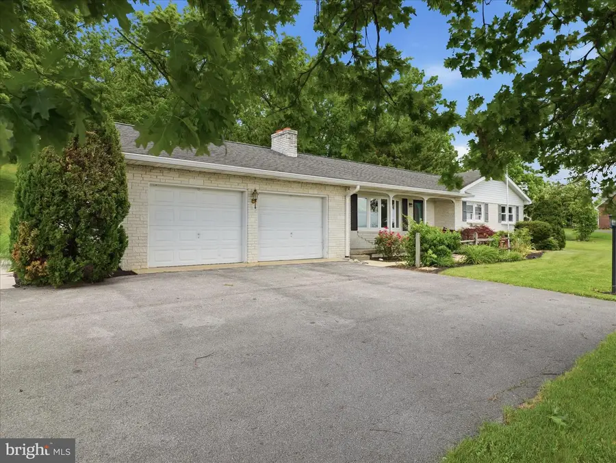 11141 Lincoln Way W, Fort Loudon, PA 17224 - #3