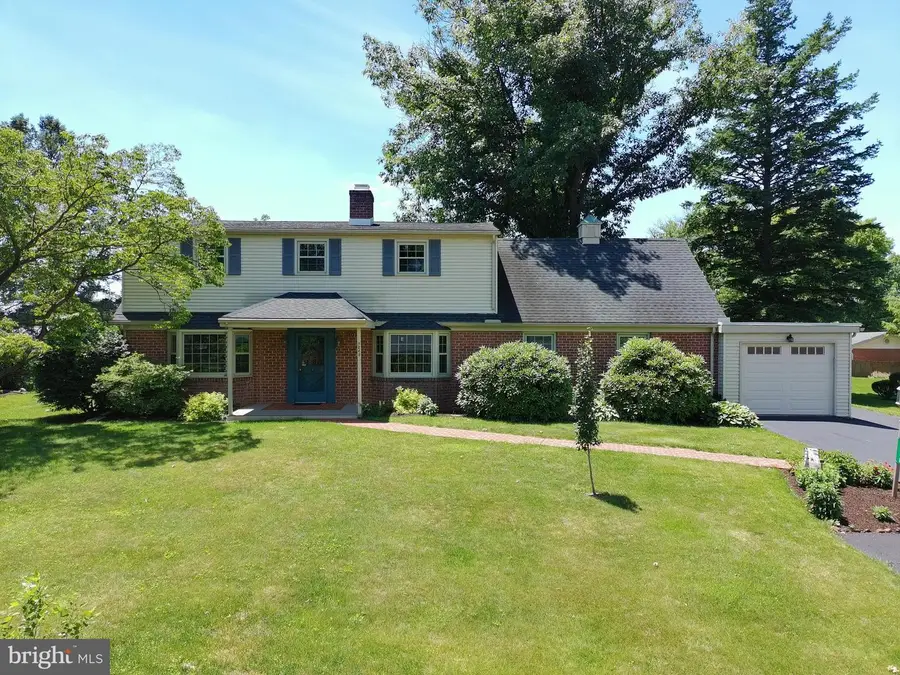 1248 Cherry Tree Lane, Chambersburg, PA 17202 - #2