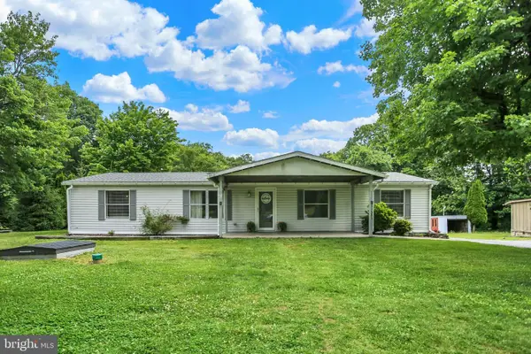 11551 South Mountain, FAYETTEVILLE, PA 17222