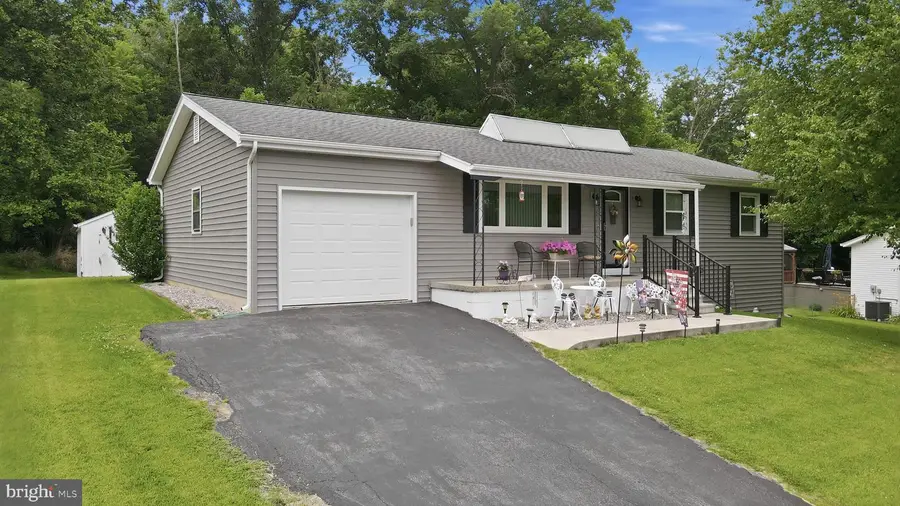 560 Wile Circle, Fayetteville, PA 17222 - #2