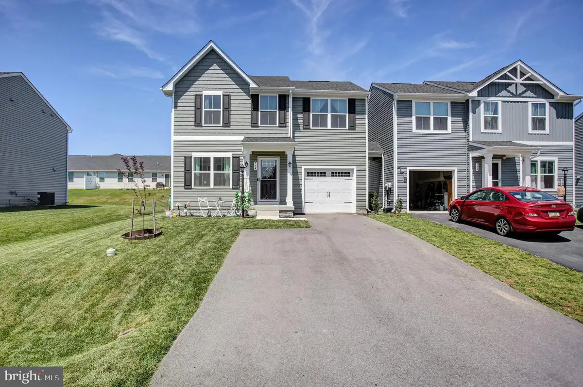 774 Raeann Dr, Greencastle, PA 17225 - #1
