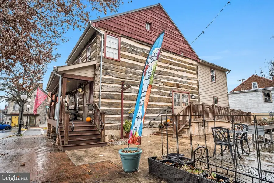 3 S Main Street, Mercersburg, PA 17236 - #3