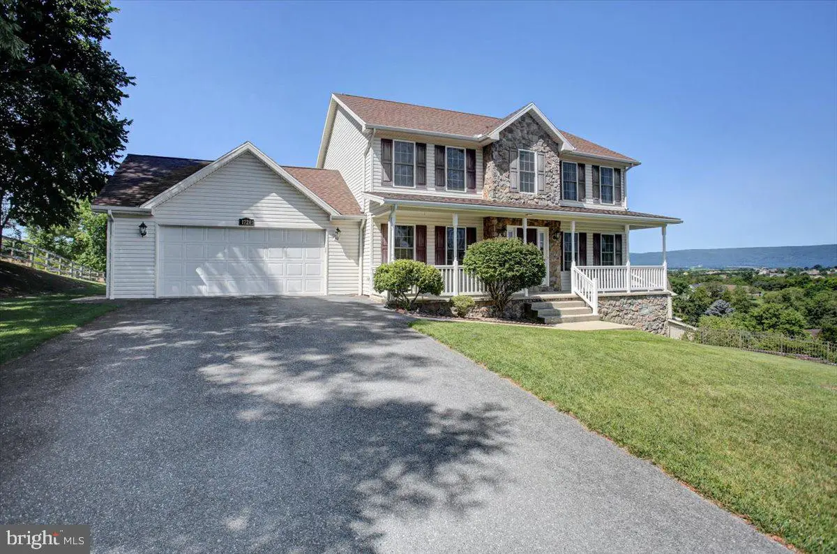 1724 Bell Ave, Chambersburg, PA 17202 - #1