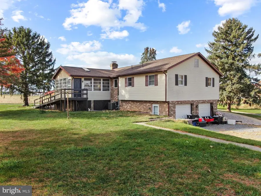 8738 Olde Scotland Rd, Shippensburg, PA 17257 - #3