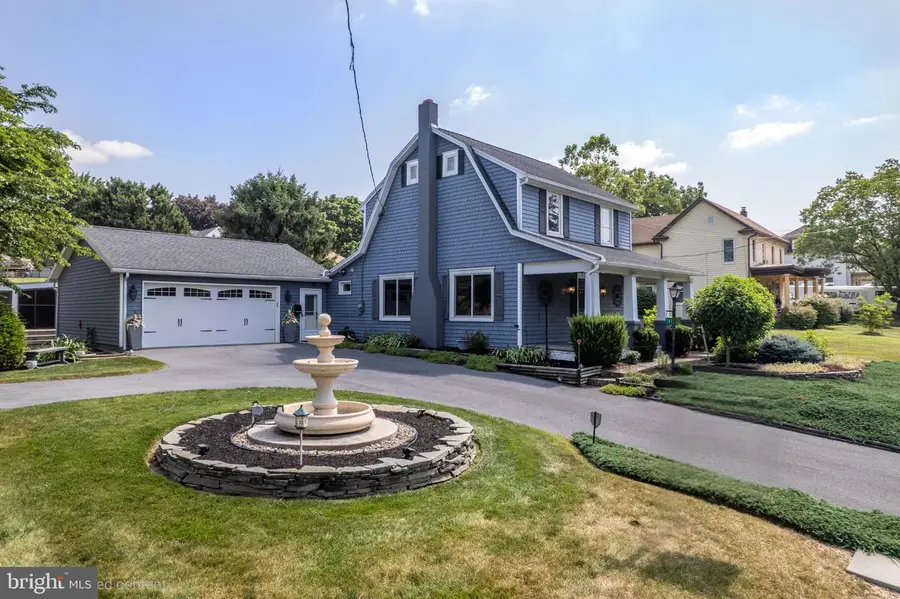 365 W Main Street, Fayetteville, PA 17222 - #2