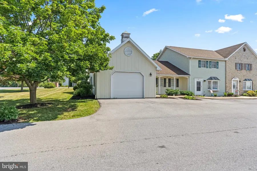 128 Overhill Dr, Mercersburg, PA 17236 - #2