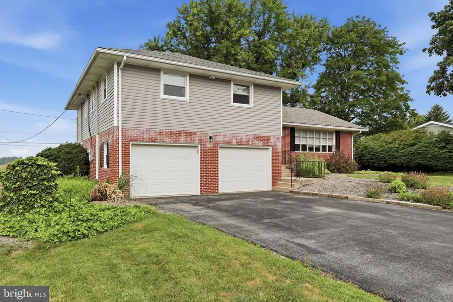 932 Sunset Avenue, Waynesboro, PA 17268 - #3