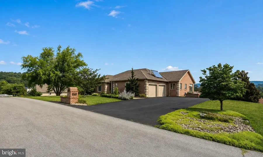 10785 Rinehart Drive, Waynesboro, PA 17268 - #2