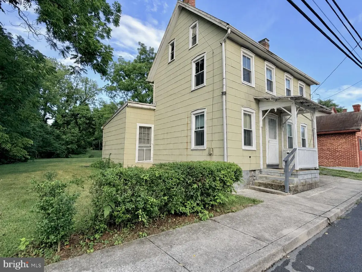 213 S S Fayette Street, Mercersburg, PA 17236 - #1