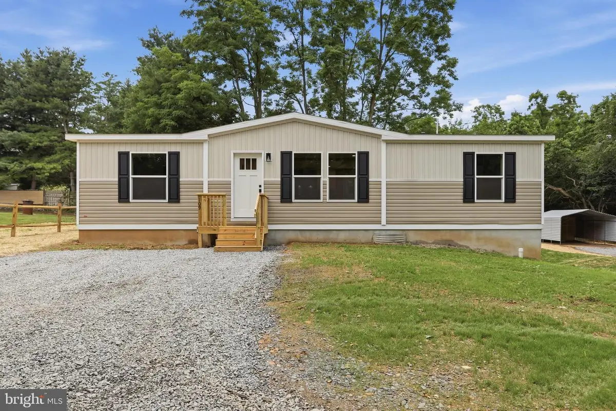 109 W Main Street, Fayetteville, PA 17222 - #1