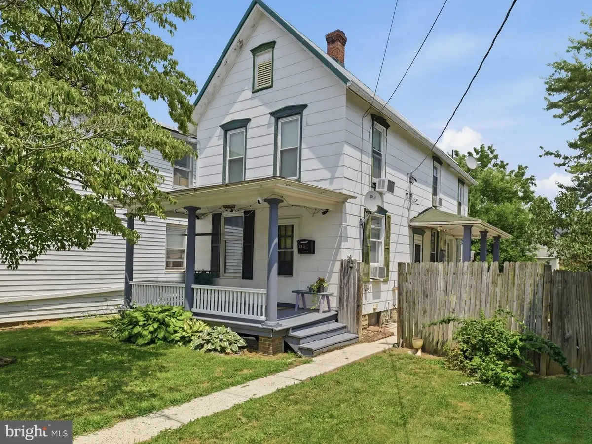 33 Penn Street, Waynesboro, PA 17268 - #1