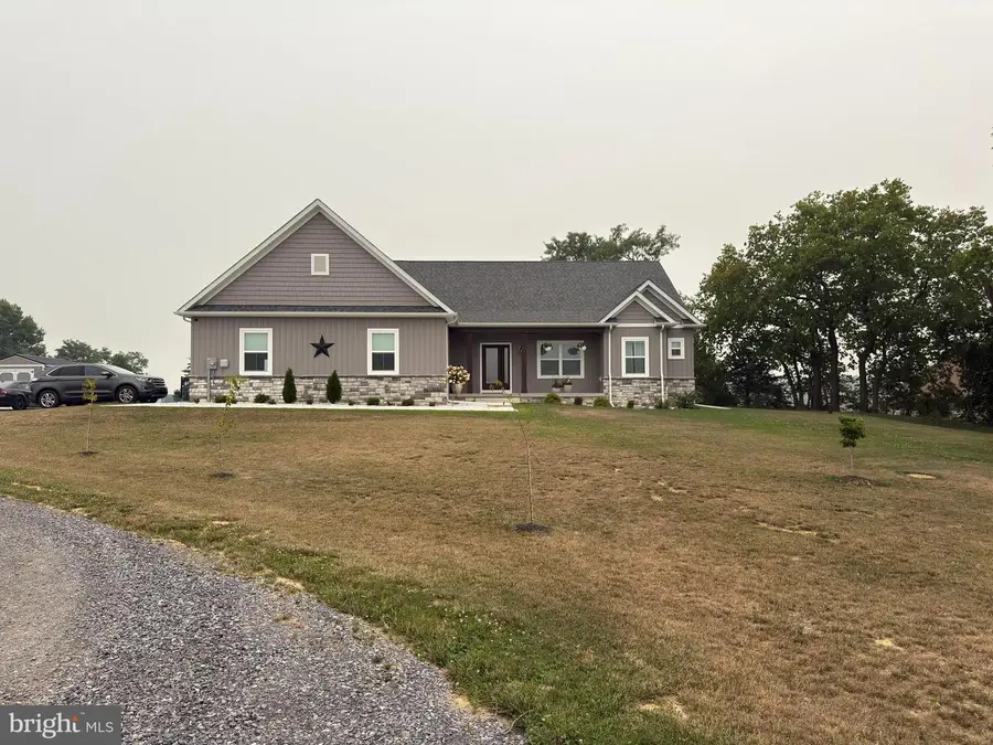 8638 Regal Dr, Mercersburg, PA 17236 - #2