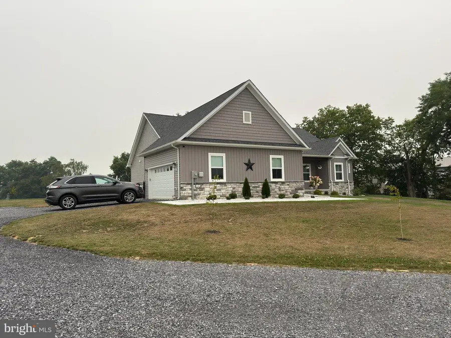 8638 Regal Dr, Mercersburg, PA 17236 - #3