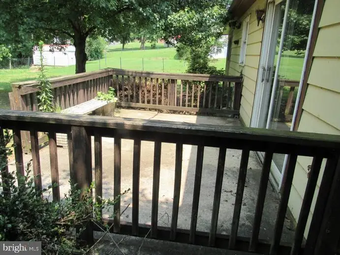 22 W Grandview Ave, Mercersburg, PA 17236 - #3