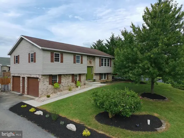 1265 Ashton Dr, SHIPPENSBURG, PA 17257