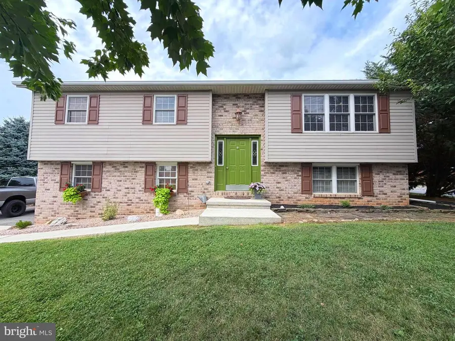 1265 Ashton Dr, Shippensburg, PA 17257 - #3