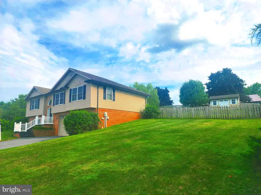 44 Vernon Drive, Chambersburg, PA 17202 - #3