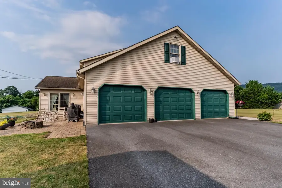 2244 Community Center Rd, Saint Thomas, PA 17252 - #2