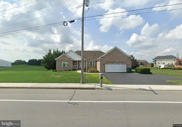 26 Williamson Avenue, GREENCASTLE, PA 17225