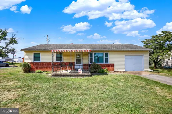 1124 Brandon Dr, CHAMBERSBURG, PA 17201