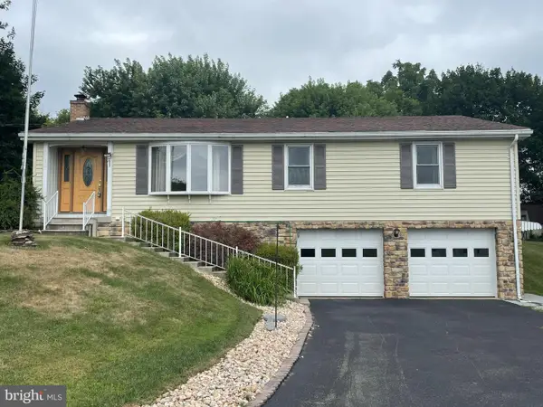 2424 Loop Road, CHAMBERSBURG, PA 17202