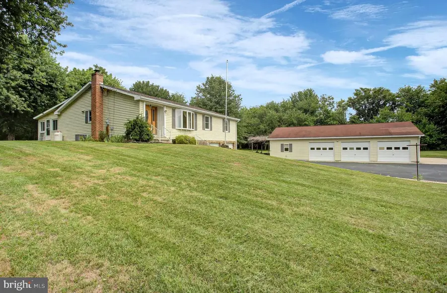 2424 Loop Road, Chambersburg, PA 17202 - #3