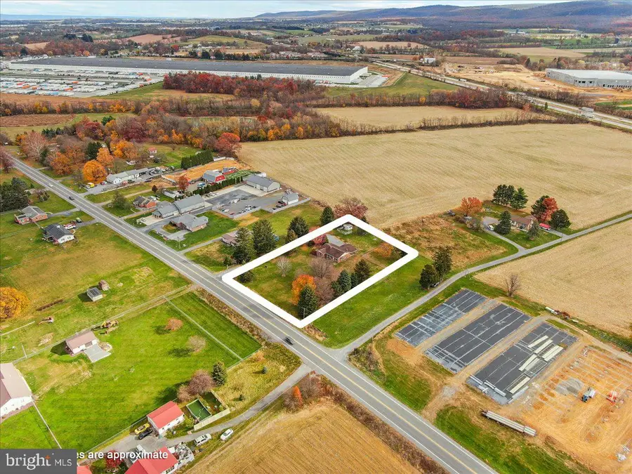 8750 Olde Scotland Rd, Shippensburg, PA 17257 - #2